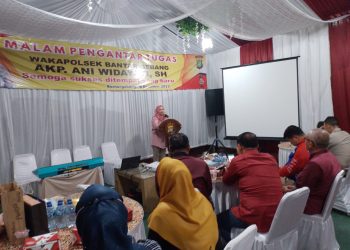 Acara malam pengantar tugas Wakapolsek Bantar Gebang AKP Ani Widayati SH yang diselenggarakan dikomplek Mapolsek Bantar Gebang