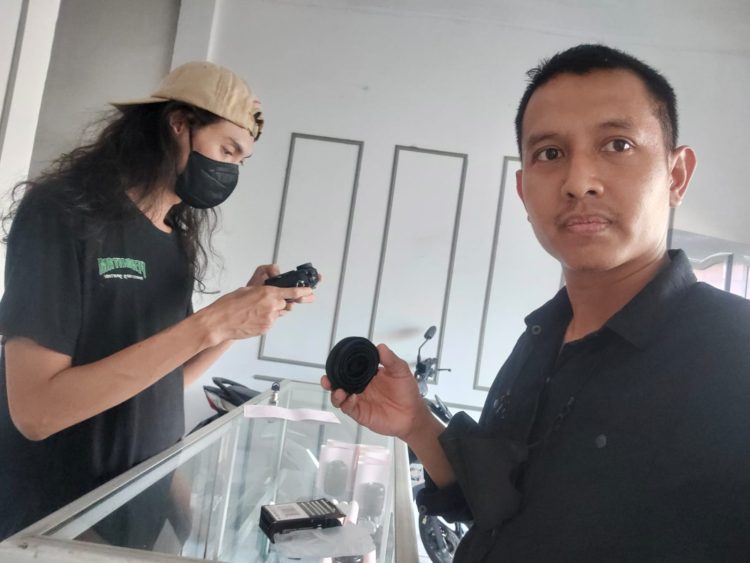 Muharia, salah satu anggota tim liputan Bidhumas Polda Sumsel
