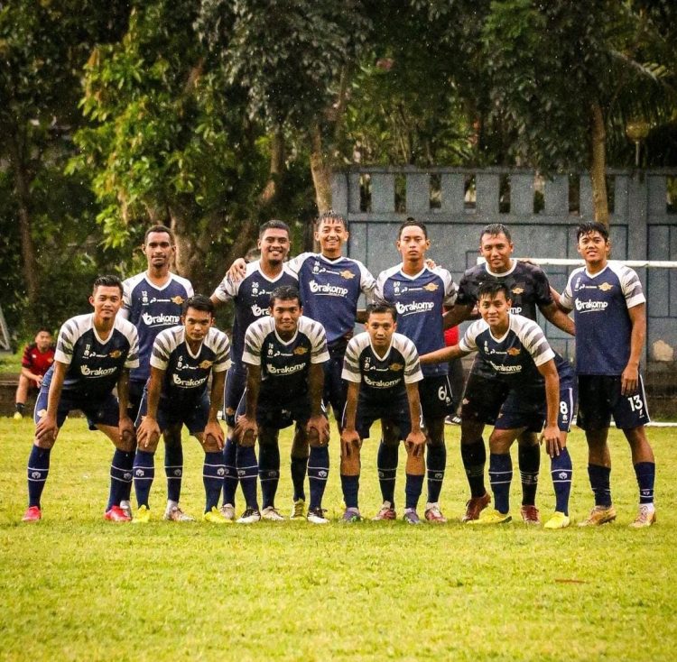 Adhyaksa Farmel Football Club