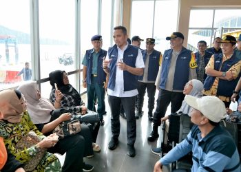 Pj Wali Kota Sabang, Reza Fahlevi bersama Forkopimda meninjau langsung kesiapan personil di Posko Pelayanan Masyarakat dalam menyambut libur Natal dan Tahun Baru (Nataru)