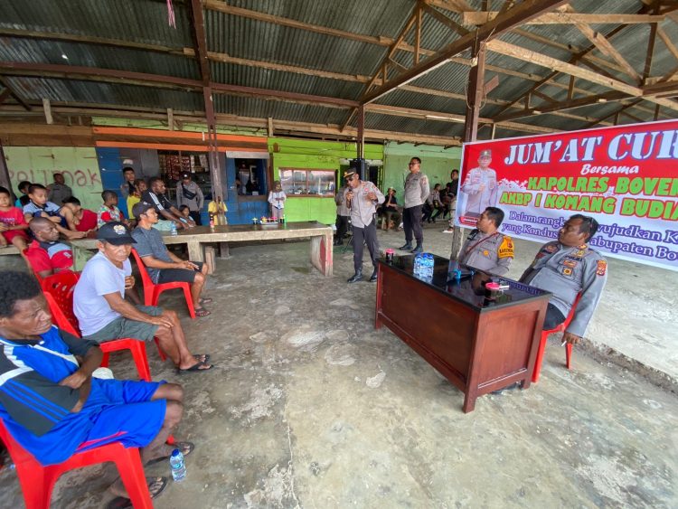 Polres Boven Digoel adakan Jumat Curhat langsung dengan Bapak Kapolres dalam wujudkan situasi Kamtibmas Kondusif