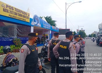 Samapta Polresta Banyumas melaksanakan patroli dan pengecekan pos pam terpadu