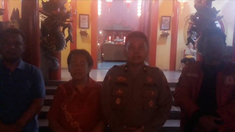 Kabag operasional Polres Purbalingga Kompol Totok Nuryanto, SH MH saat Pimpin apel gelar pasukan pengamanan perayaan Imlek 2574 tahun 2023 yang diikuti beberapa personel