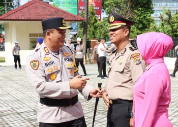 Tiga Puluh Empat personil Polresta Pangkalpinang mendapatkan kenaikan pangkat setingkat lebih tinggi