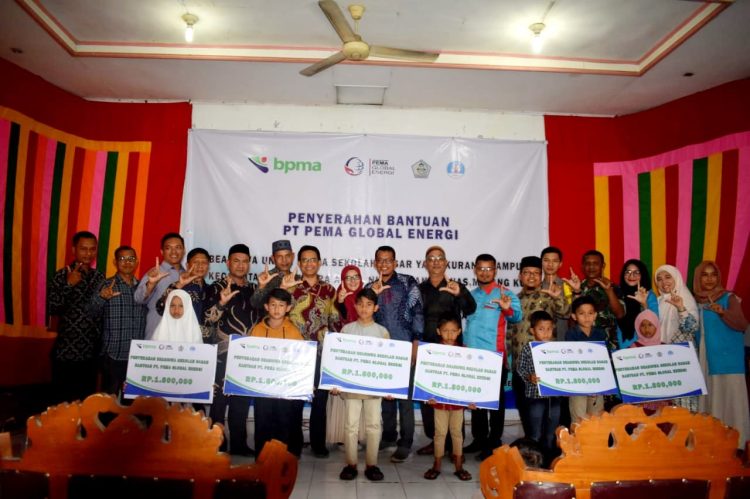 PT. Pema Global Energi (PGE) atas dukungan Badan Pengelola Migas Aceh (BPMA) bekerjasama dengan Lembaga Peduli Dhuafa (LPD) menyerahkan bantuan beasiswa kepada 70 siswa sekolah dasar dengan kategori yatim dhuafa dan keluarga pra sejahtera