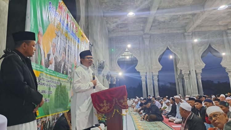 Penjabat Bupati Aceh Utara Azwardi,AP., M.Si hadiri Zikir bersama, sekaligus Memperingati hari jadi Safari Subuh yang digemakan oleh Organisasi Islam Tazkiratul Ummah Ke 5