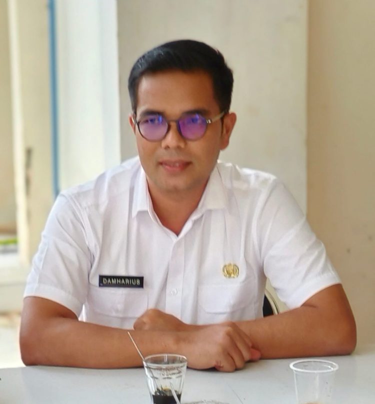 Kadis DPMgP4 Nagan Raya Damharius, Spd, Msi