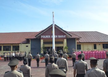 Sebanyak 52 Personil Polres Aceh Barat terdiri dari 9 Perwira dan 43 Bintara mendapatkan kenaikan pangkat setingkat lebih tinggi, pada upacara kenaikan pangkat periode 01 Januari 2023