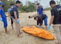 Anggota Sat Polair Polres Bangka Barat langsung meluncur ke lokasi untuk melakukan evakuasi penemuan mayat di pantai Tembelok
