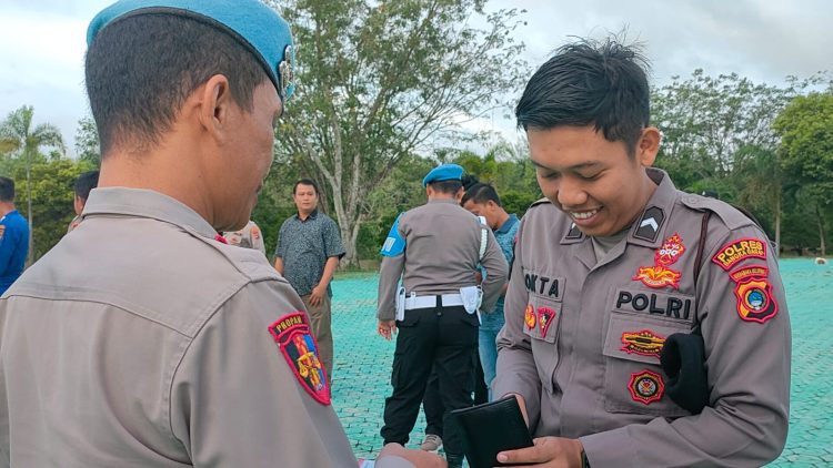 Kasi Propam Polres Bangka Barat Ipda Miyohan menggelar kegiatan penegakan, penertiban dan disiplin (Gaktibplin) kepada anggota Polres Bangka Barat