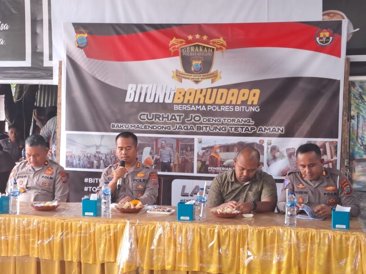 Kegiatan Jumat Curhat Bitung Baku dapa bersama Kapolres Bitung "Curhat jo deng torang baku malendong jaga Bitung tetap aman"