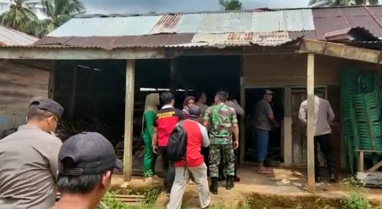 Polsek Pulau Panggung berjibaku mendatangi TKP korban dugaan bunuh diri Pekon Datar Lebuay Kecamatan Air Naningan