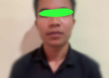 MW 24 tahun, seorang kurir J&T Exspress yang beralamat di Gampong Blang Teungoh Kecamatan Kuala karena telah menggelapkan dana Cash On Delivery (COD)