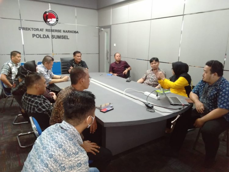 Direktorat Reserse Narkoba Polda Sumsel menerapkan sistem inovasi teknologi berbasis Aplikasi yaitu SPDP Online
