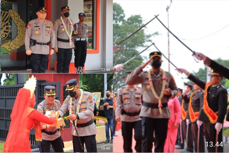 Polres Labuhanbatu Menggelar upacara Farewell Parade, serah terima jabatan dari AKBP Anhar Arlia Rangkuti SIK Kepada AKBP James Hasundungan Hutajulu S.I.K, SH, MH, M.I.K