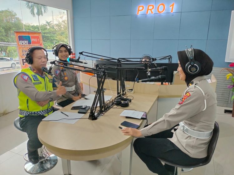 Kegiatan Prioritas Pelanggaran Mekanisme Penindakan atau Teguran Lalu Lintas. Rabu (11/1/2023). Bertempat di Studio Pro 1 RRI Sungailiat
