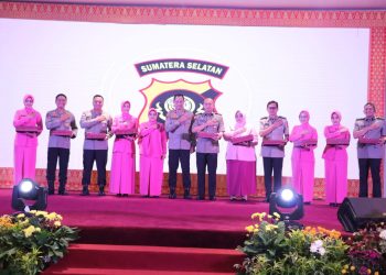 Irjen Pol Rachmad dalam kegiatan kenal pamit PJU Polda Sumsel dan Kapolres Jajaran Polda Sumsel di Auditorium lantai 7, Gedung Utama Presisi Mapolda Sumsel