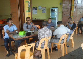 Kapolsek Muara Batu, Ipda Herman Syahputra menerima keluhan masyarakat terkait maraknya peredaran Narkoba dan pencurian di Kecamatan Muara Batu