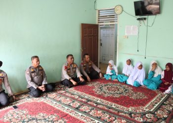 Kapolres Kampar, AKBP Didik Priyo Sambodo, SIK Silaturahmi ke panti asuhan kasih ibu dalam giat jumat Curhat, guna menerima curhatan Masyarakat