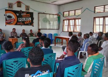 Polsek Insana, Polres TTU Ngopi Curhat Bareng Polisi Mendengar (JUMAT CURHAT) pada hari ini (Jumat/13/1/2023) sekira pukul 09.45 Wita