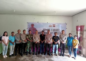 Kegiatan Jumat Curhat di Desa Holoama Kecamatan Lobalain, Kabupaten Rote Ndao - NTT