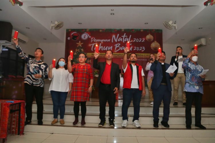 Taruna Merah Putih Jakarta Timur dengan tema: “Hidup untuk mengikuti jalan Tuhan (Matius 2:12) dan Sub Tema: Natal mengajarkan kita agar bersandar pada Tuhan dalam menata hidup yang baru