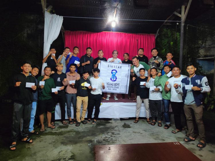 Syukuran Tahun Baru dan Pemberian Tali Asih Kepada para Atlet futsal SYB FC