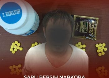 Tim Satuan Reserse Narkoba Polresta Manado kembali menangkap seorang laki- laki pengedar Obat Keras jenis Thryhexypenidyl