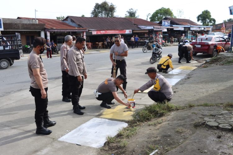 Korve bersama dalam rangka turut serta mensukseskan Event Internasional perlombaan F1 Power Boat di danau toba