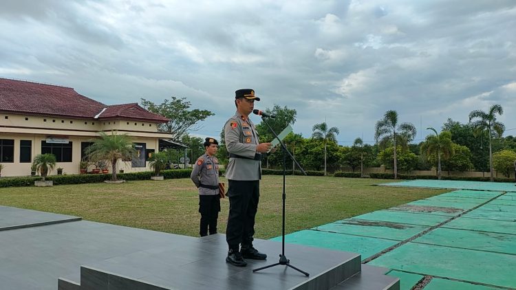 Personil ASN Polri Polres Bangka Barat melaksankan kegiatan Upcara Hari Kesadaran Nasional. Selasa (17/01/2023)