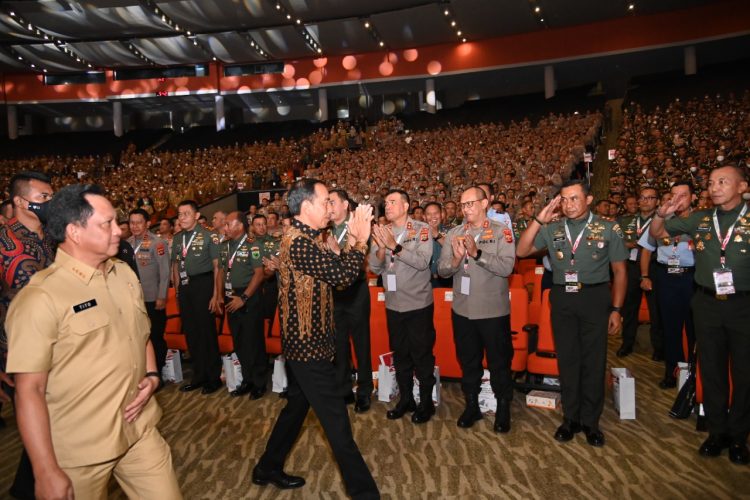 Kapolda Sumsel Irjen Pol A. Rachmad Wibowo SIK bersama Forkompimda Sumsel menghadiri Rakornas Forkompimda Se-indonesia di SICC sentul