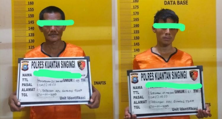 Tersangka SL als U (21) alamat Desa Sebrang Sungai, Kecamatan Gunung Toar, Kabupaten Kuansing dan tersangka S als B (49) alamat Desa Petapahan, Kecamatan Gunung Toar, Kabupaten Kuansing