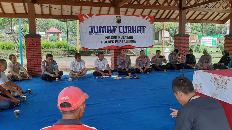 Polsek Kutasari mengadakan Jumat curhat di tempat Wisata Sanggaluri Park yang terletak di desa Kutasari Kecamatan Kutasari