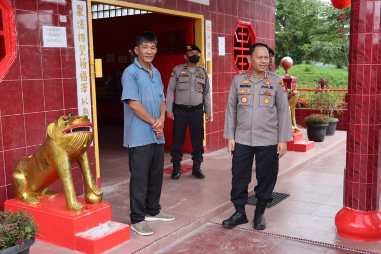 Kapolres Dairi AKBP Wahyudi Rahman S.H, S.I.K, M.M memimpin langsung pengecekan Klenteng dan Vihara