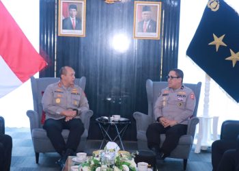 Kapolda Sumsel Irjen Pol A.Rachmad Wibowo SIK menerima Tim supervisi kesehatan para diktuk bintara dan tamtama dari Mabes Polri Brigjen Pol dr Didiet Setioboedi, Sp THT KL DFM