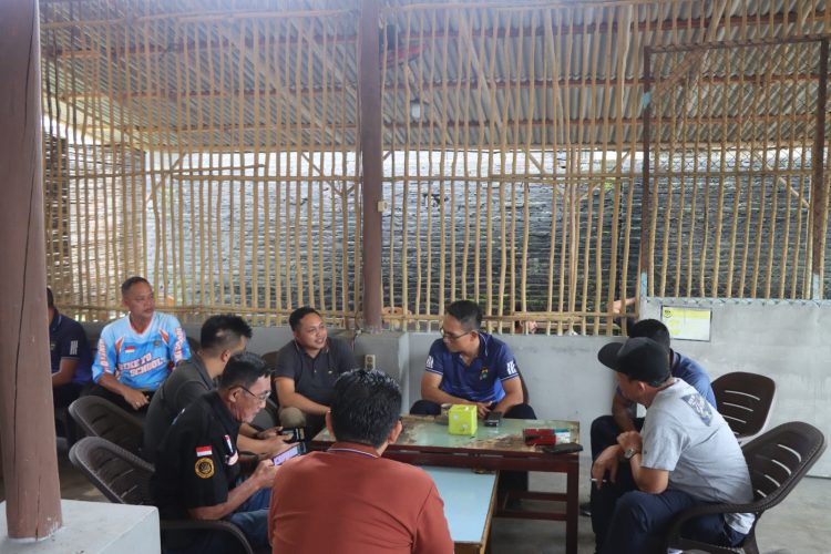 Kapolres Bangka Laksanakan kegiatan pertemuan dengan masyarakat dengan "Jumat Curhat" Jum'at (27/1/2023).