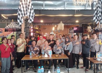 Jajaran Polsek Taman Sari Polresta Pangkalpinang mengadakan kegiatan pertemuan dengan Tokoh Agama, Tokoh Masyarakat, Perwakilan Ormas, Perangkat Kelurahan, Pedagang, dan Insan Pers