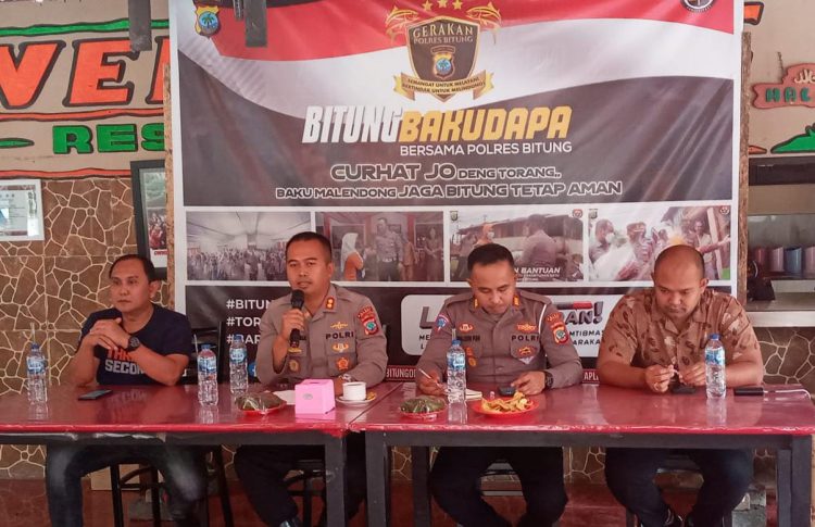 Polres Bitung gelar kegiatan Jumat Curhat atau Bitung Baku Dapa dengan Polres Bitung di Riverside Resto N Cafe, Jumat (27/1/2022) pagi