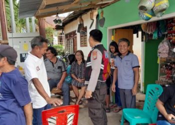 Personel Polsek Wori melakukan upaya seperti sambang dan dialogis guna memberikan himbauan Pada warga masyarakat