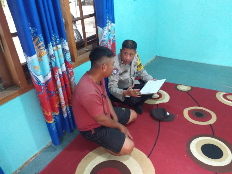Bhabinkamtibmas Polsek Birem Bayeun Polres Langsa Aiptu Saiful Ritonga seperti biasa melaksanakan sambang dialogis ke desa binaannya