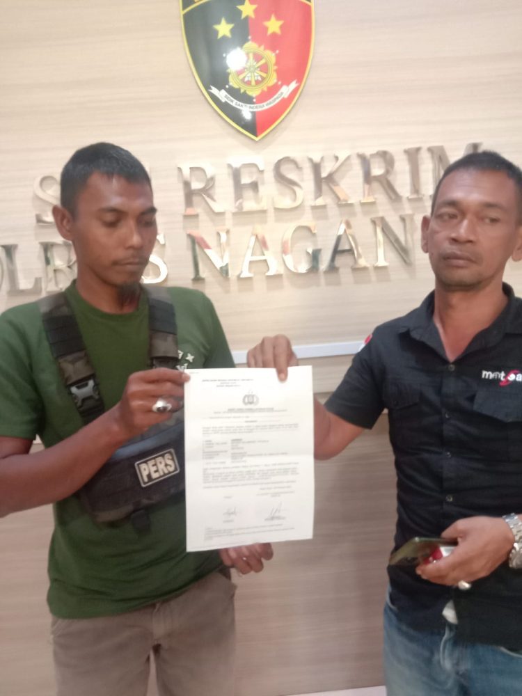 Sarwadi (48) resmi melaporkan dugaan pelaku pemukulan terhadap dirinya ke Sentral Pelayanan Kepolisian Terpadu (SPKT) Kepolisian Resort Nagan Raya