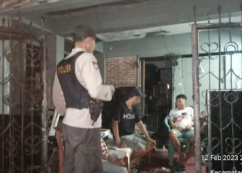 Personel Polsek Wanea melaksanakan Patroli Kegiatan Rutin yang ditingkatkan (KRYD) pada Minggu (12/2/2023) malam