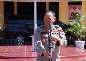 Kapolres Dairi AKBP Wahyudi Rahman, SH, SIK, MM Pimpin Apel Pergeseran Pasukan Personil Polres Dairi Ke Polres Toba Dalam Rangka "Pengamanan Event Internasional F1 Power Boat