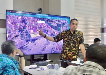Pj Wali Kota Sabang, Reza Fahlevi saat rapat persiapan car free day bersama Pimpinan OPD terkait, Jumat (17/2/23)