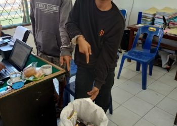 Personel Polsekta Tanah Jawa berhasil membekuk para pelaku pencurian di toko kelontong milik Hendro Christian Ritonga (41) warga Pondok Teladan, Nagori Bahjambi