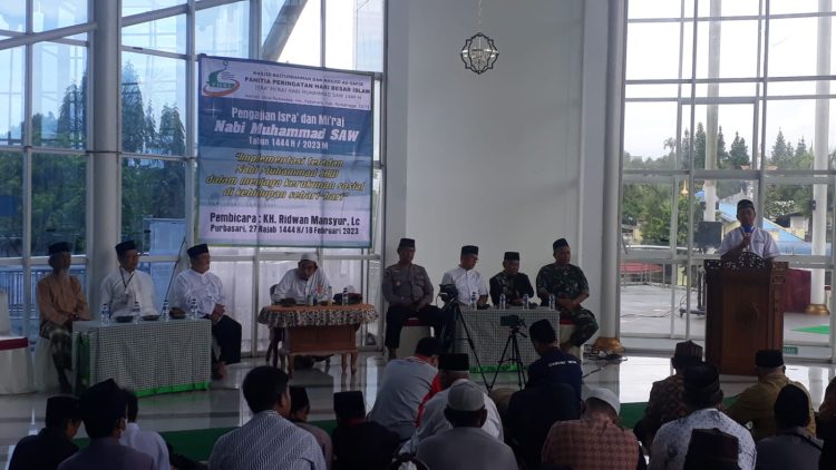 Pemdes Purbayasa mengadakan Isra Miraj 1444 di Masjid As safir yang berada di dalam area taman wisata pendidikan Purbasari Pancuran Mas