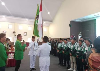 Pelantikan Majelis Daerah KAHMI dan Forhati (Forum Alumni HMI-Wati) Kabupaten Wajo Masa Bakti 2022-2027 kemarin petang (Sabtu, 18 Februari 2023) di Ruang Pola Kantor Bupati Wajo