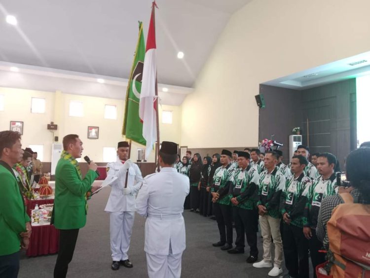 Pelantikan Majelis Daerah KAHMI dan Forhati (Forum Alumni HMI-Wati) Kabupaten Wajo Masa Bakti 2022-2027 kemarin petang (Sabtu, 18 Februari 2023) di Ruang Pola Kantor Bupati Wajo