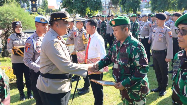 Polres Purbalingga menggelar Apel Gabungan Penguatan Sinergitas TNI - Polri Kabupaten Purbalingga