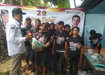 Dalam rangka peringatan HUT 15 Partai Gerindra, PAC kecamatan Bukateja menggelar lomba memancing gratis di Desa Karang Pinggir, Kecamatan Bukateja kabupaten Purbalingga